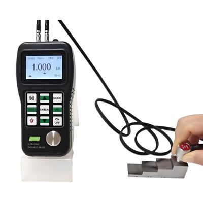 TM251D Testeur d'épaisseur par ultrasons à travers peinture ou revêtement avec 500 valeurs d'essai, mémoire et tolérance ±0,025 mm